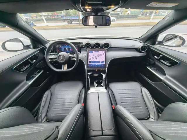 Mercedes-Benz C-Class — Фото автомобиля 8