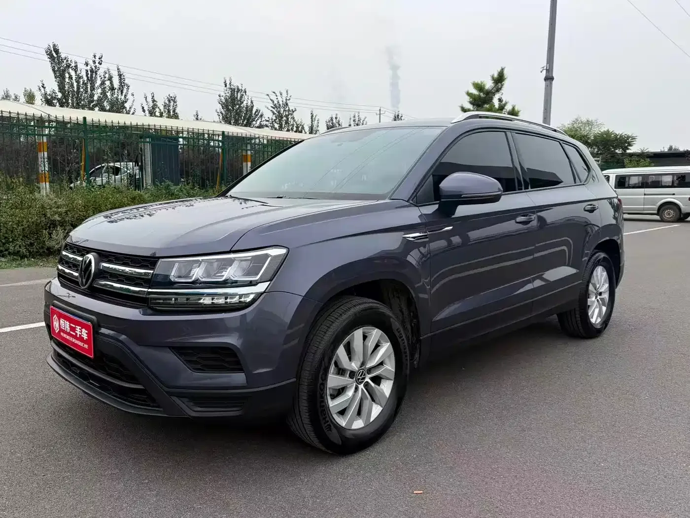 Фотография автомобиля — Volkswagen Tharu