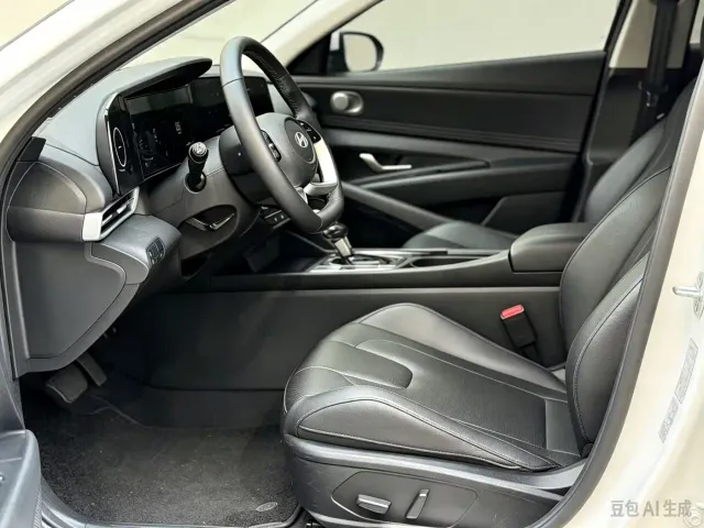 Hyundai Elantra — Фото автомобиля 4