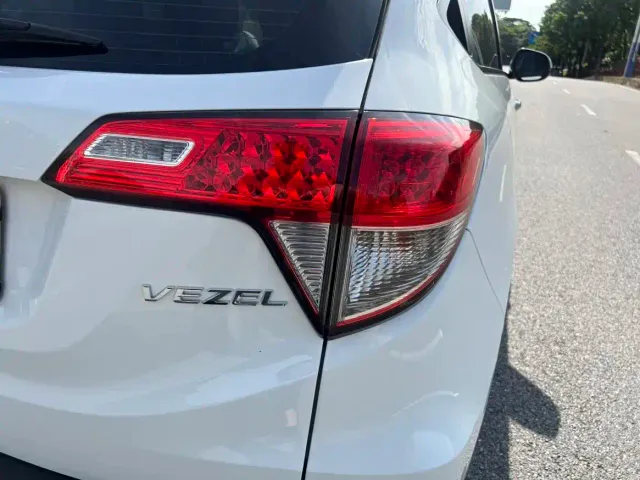 Honda Vezel — Фото автомобиля 16