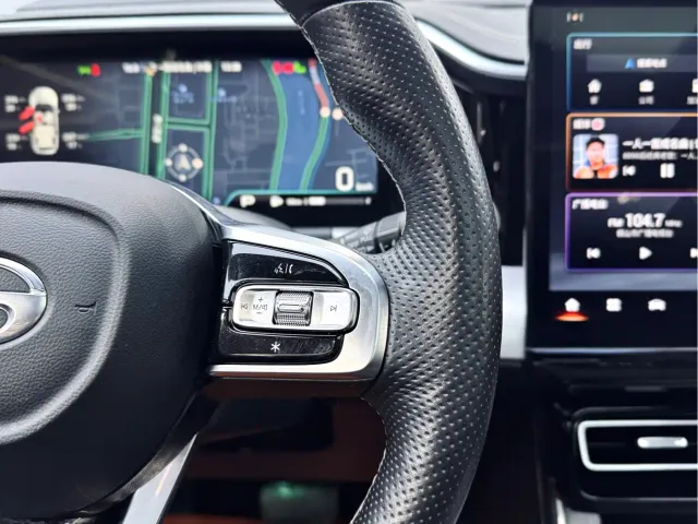 GAC Trumpchi GS8 — Фото автомобиля 24