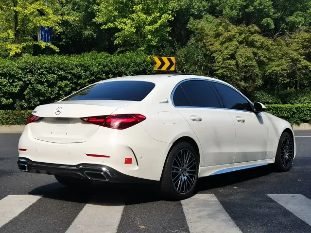 Mercedes-Benz C-Class — Фото автомобиля 6