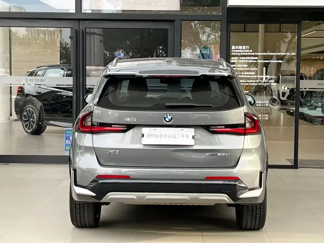 BMW X1 — Фото автомобиля 5