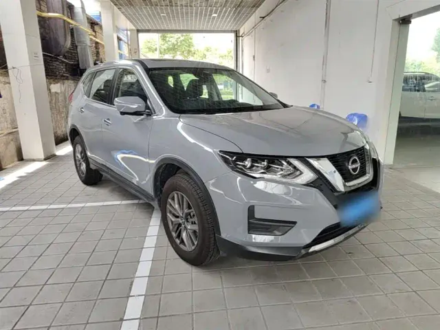 Nissan X-Trail — Фото автомобиля 3