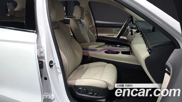 Genesis GV70 — Фото автомобиля 26