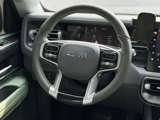 BAIC BJ40 — Фото автомобиля 12