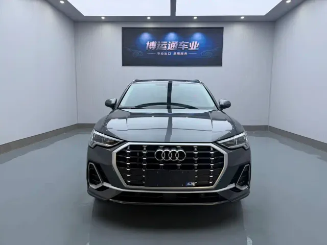 Audi Q3 — Фото автомобиля 2