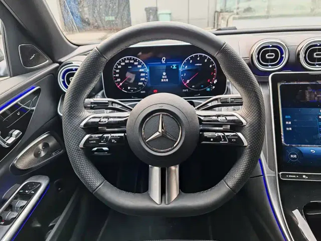 Mercedes-Benz C-Class — Фото автомобиля 12