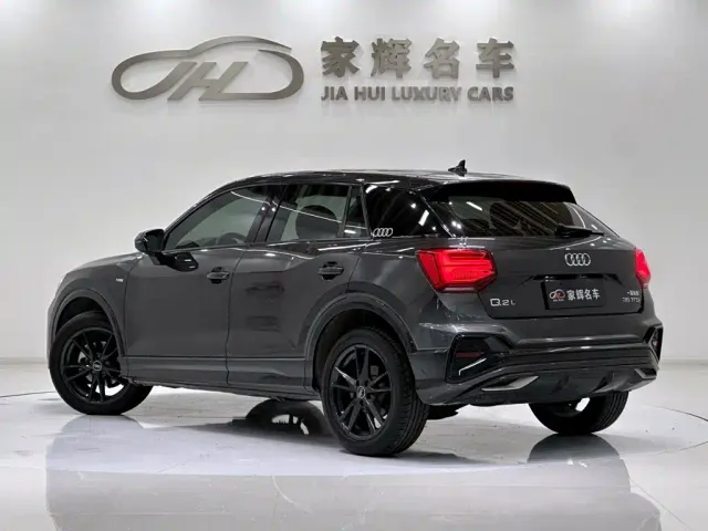 Audi Q2L — Фото автомобиля 5