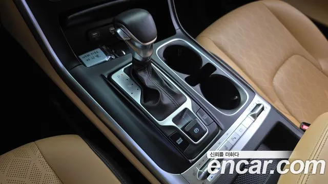 Kia Canival Carnival 4 поколение Бензин 9 мест Prestige — Фото автомобиля 9