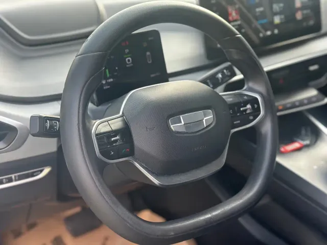 Geely Geometry A — Фото автомобиля 16