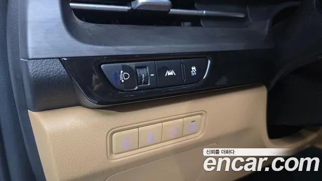 Kia Canival Carnival 4 поколение Бензин 9 мест Noblesse — Фото автомобиля 16