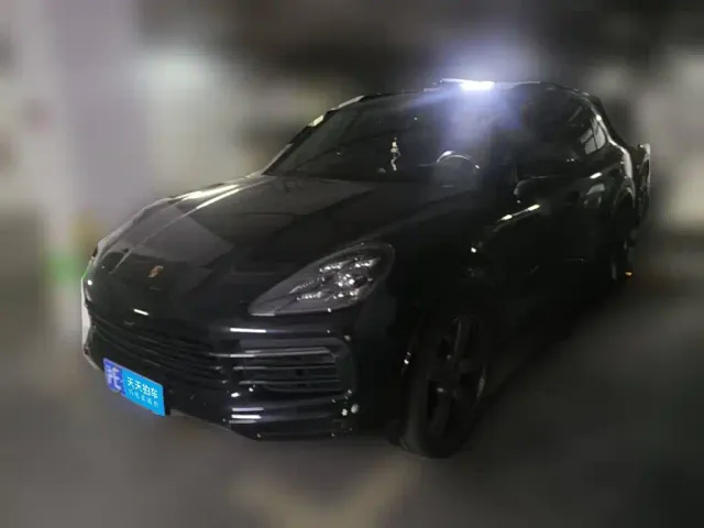 Фотография автомобиля — Porsche Cayenne
