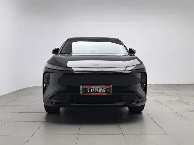 Dongfeng Aeolus L8 — Фото автомобиля 3