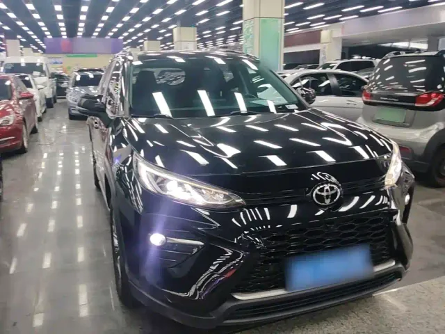 Toyota Wildlander — Фото автомобиля 3