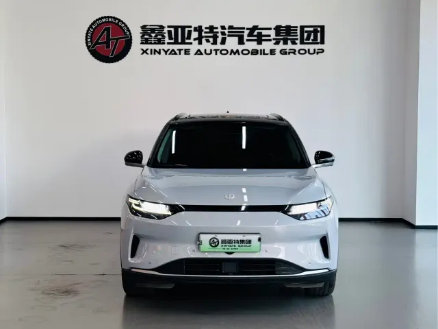Leapmotor C11 — Фото автомобиля 2