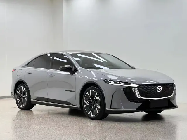 Mazda EZ-6 — Фото автомобиля 3