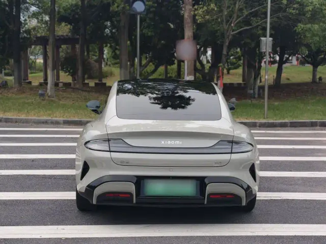 Xiaomi SU7 — Фото автомобиля 5
