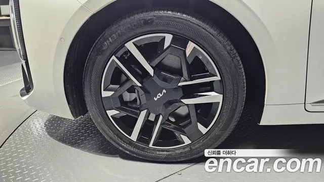 Kia K8 The New K8 2.5 Бензин 2WD — Фото автомобиля 5