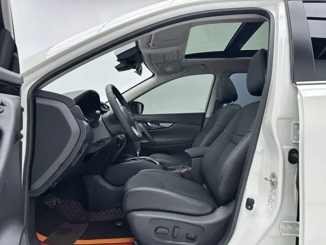 Nissan X-Trail — Фото автомобиля 5