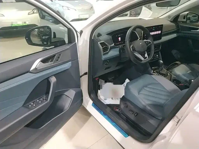 Volkswagen Tharu — Фото автомобиля 15