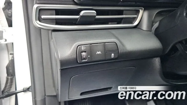Hyundai Avante CN7 — Фото автомобиля 14