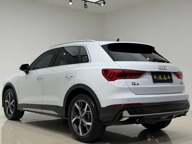 Audi Q3 — Фото автомобиля 19