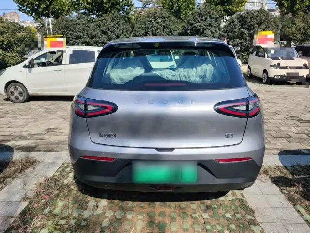Geely Starry Wish — Фото автомобиля 5