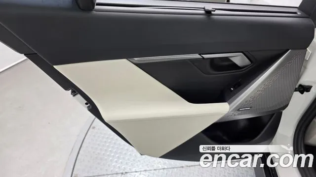 BMW i5 G60 — Фото автомобиля 25