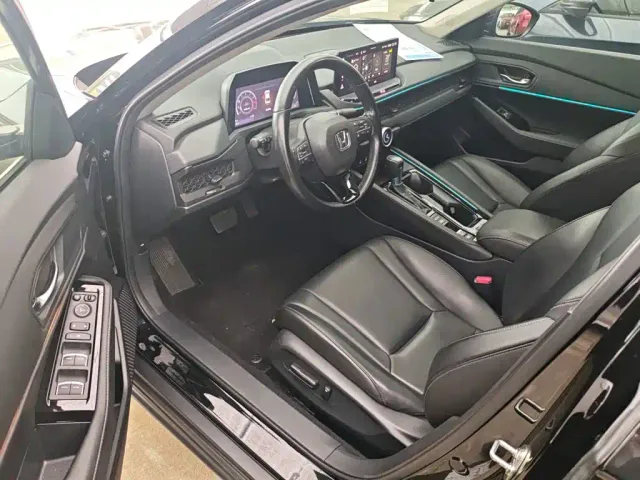 Honda Accord — Фото автомобиля 7