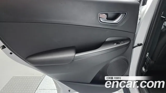 Hyundai Kona Новый Kona Бензин 2.0 2WD — Фото автомобиля 25