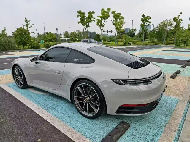 Porsche 911 — Фото автомобиля 4
