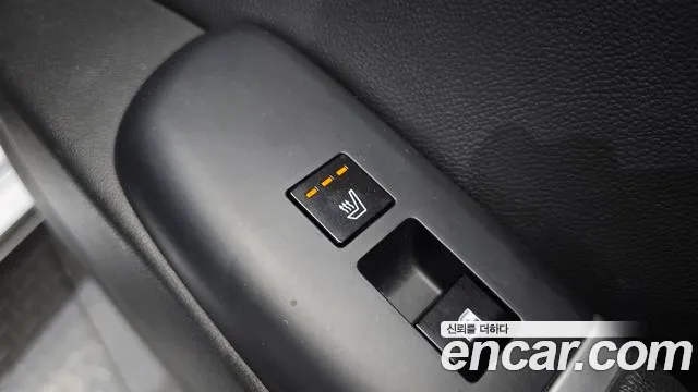 Hyundai Grandeur Grandeur (GN7) 3.5 Бензин 4WD — Фото автомобиля 19