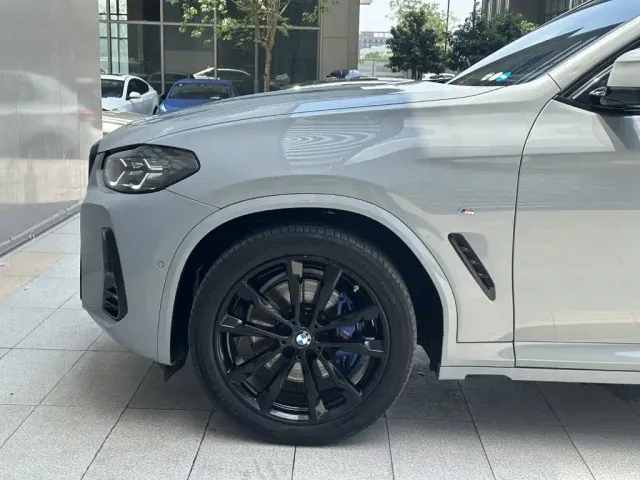 BMW X4 — Фото автомобиля 5