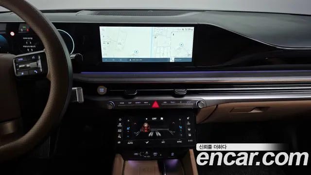 Hyundai Grandeur Grandeur (GN7) 3.5 Бензин 2WD — Фото автомобиля 14