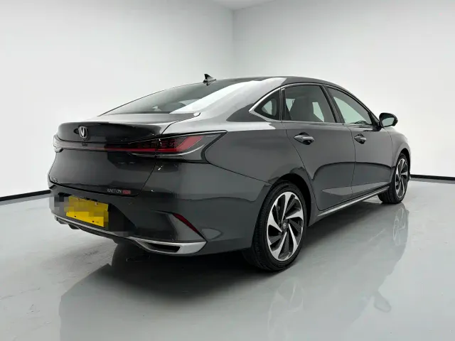 Changan Raeton Plus — Фото автомобиля 4
