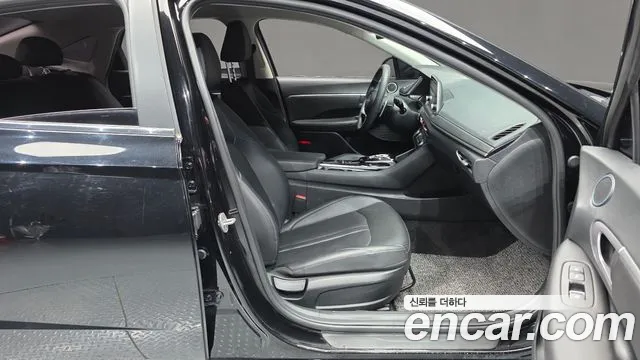 Hyundai Sonata — Фото автомобиля 11