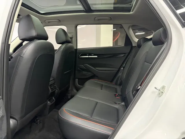 Kia Seltos — Фото автомобиля 16