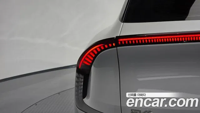 Kia EV6 Long Range — Фото автомобиля 23