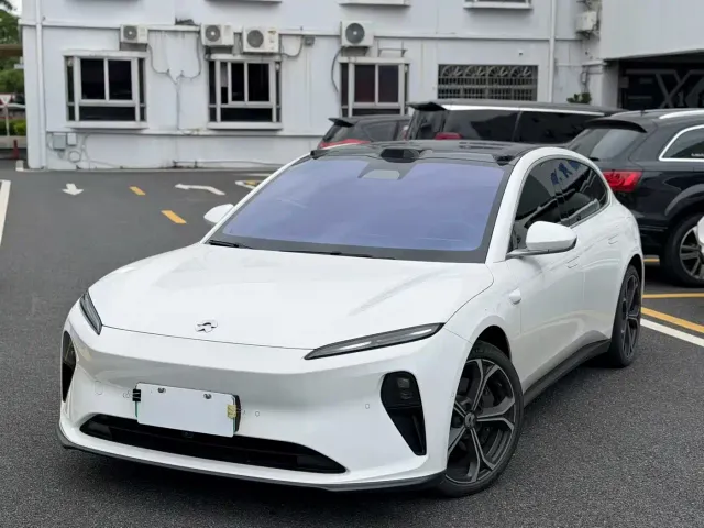 Nio ET5 Touring — Фото автомобиля 7