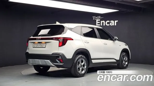 Kia Seltos — Фото автомобиля 2