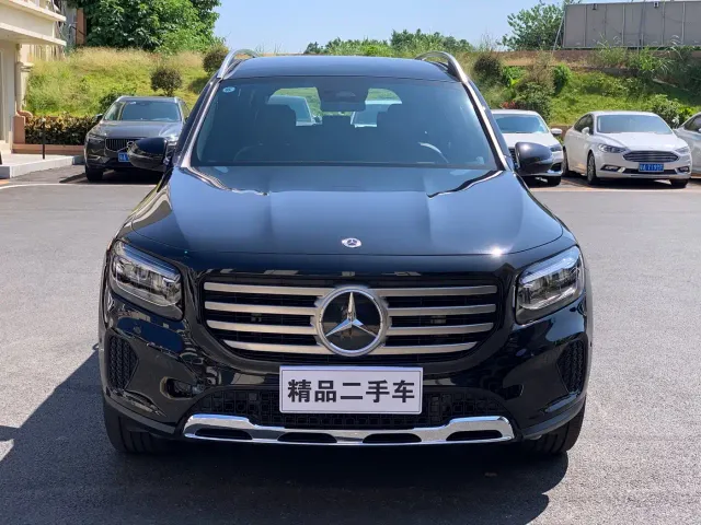 Mercedes-Benz GLB-Class — Фото автомобиля 2