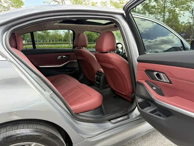 BMW i3 — Фото автомобиля 14