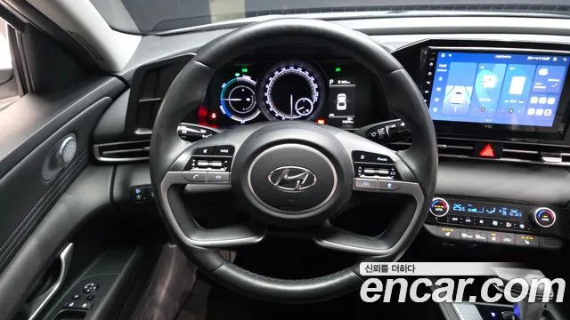 Hyundai Avante CN7 — Фото автомобиля 13