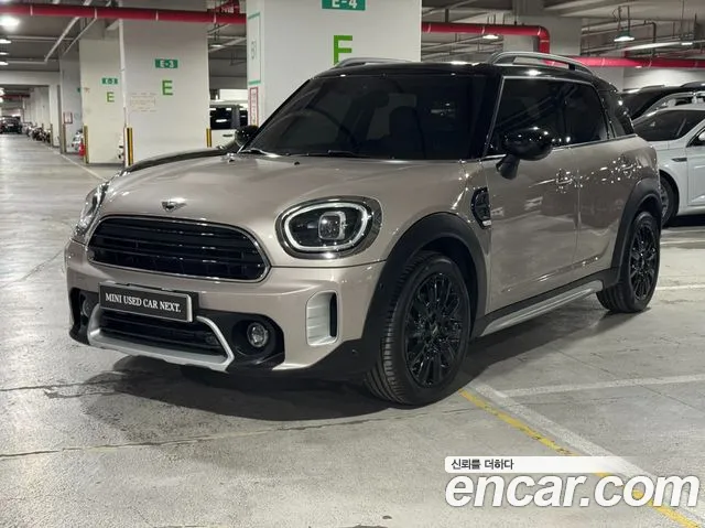 Фотография автомобиля — MINI Countryman