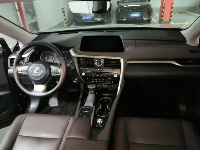 Lexus RX — Фото автомобиля 12