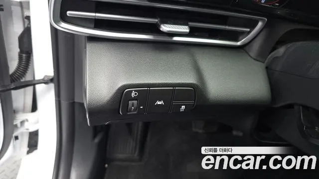 Hyundai Avante CN7 — Фото автомобиля 27