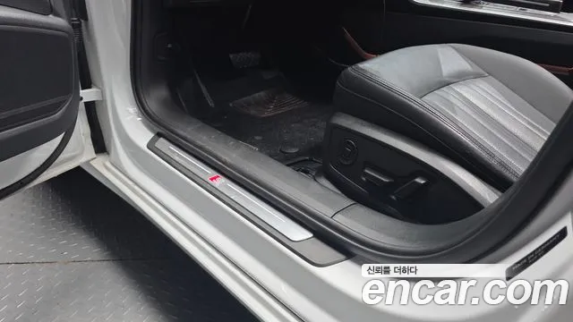 Audi A6 C8 — Фото автомобиля 30