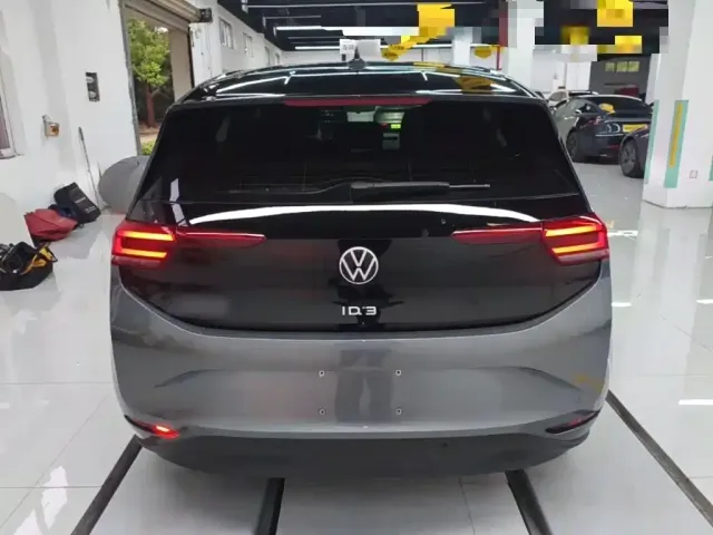 Volkswagen ID.3 — Фото автомобиля 5