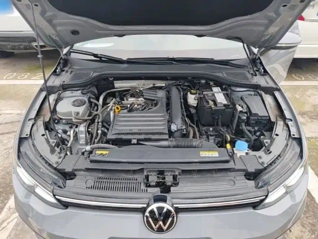 Volkswagen Golf — Фото автомобиля 19